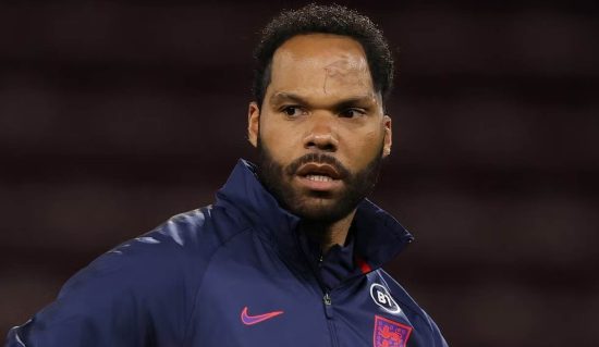 Cựu trung vệ Joleon Lescott cho rằng Arsenal đã lựa chọn sai hướng khi chi đậm cho Viktor Gyokeres thay vì theo đuổi những tiền đạo hiệu quả hơn.