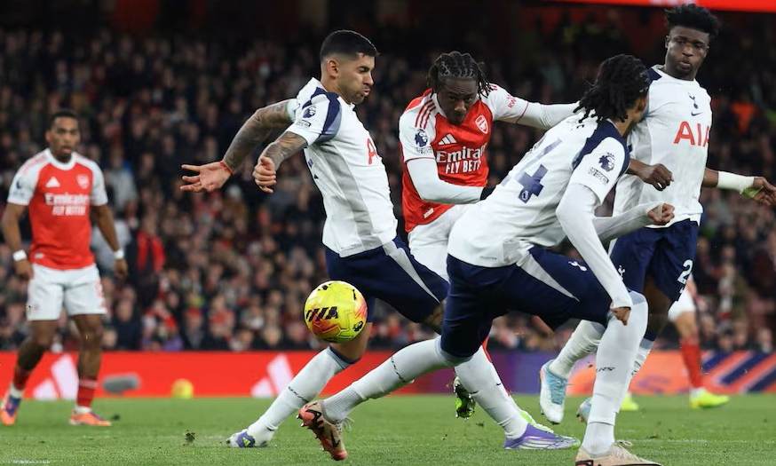 Khi Arsenal chọn cách không lùi bước tại Tottenham.