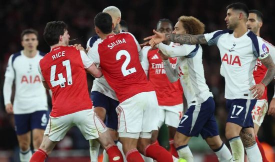 Chiến thắng trước Tottenham không chỉ giúp Arsenal bứt tốc mà còn đưa Mikel Arteta trở thành HLV có tỷ lệ thắng derby London cao nhất kỷ nguyên Ngoại hạng Anh.